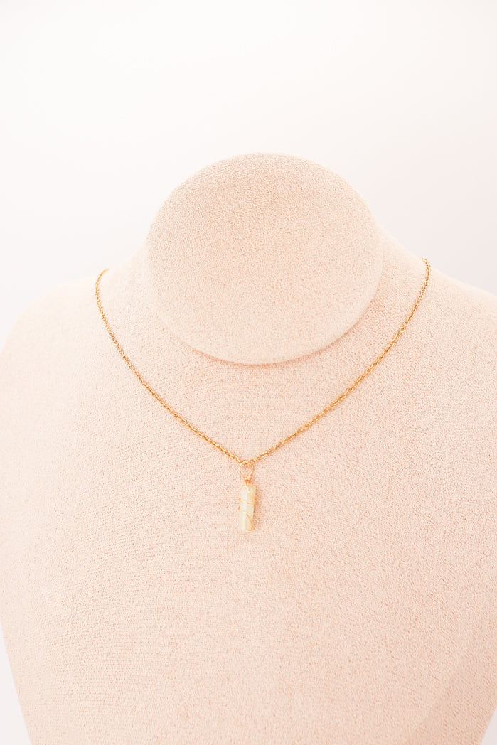 Natural Jade Pendant – Mini Pillars "Plum Blossoms" | Crystal Jewelry