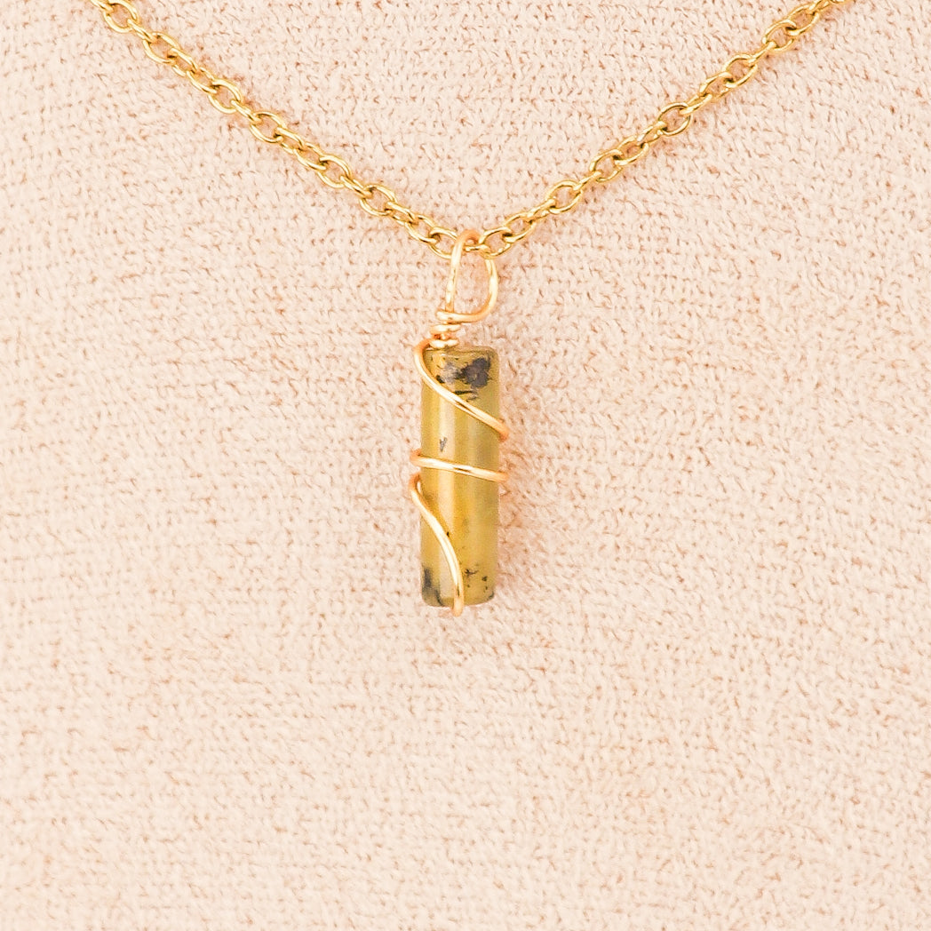 Natural Jade Pendant – Mini Pillars "Plum Blossoms" | Crystal Jewelry