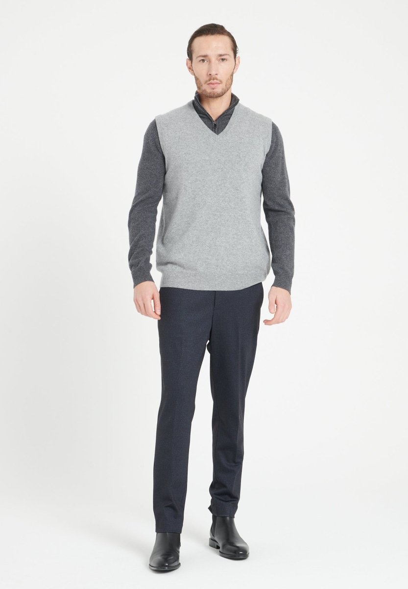 Men's Sleeveless Cashmere V-Neck Vest – Light Grey | LUKE 9